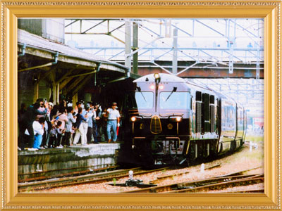 運行初日の 「ななつ星in九州」